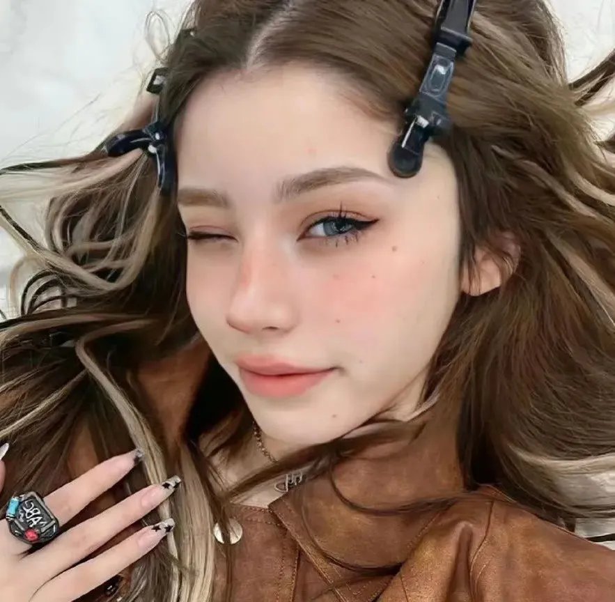 彩虹少年穿越大冒险